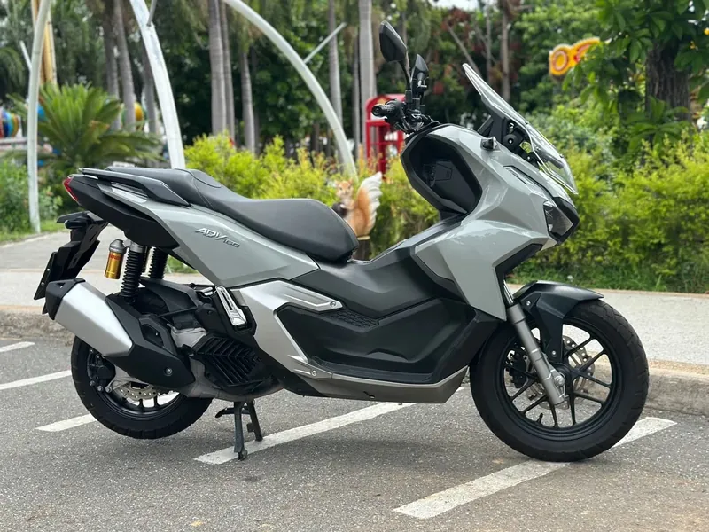 Honda ADV 160 Keyless