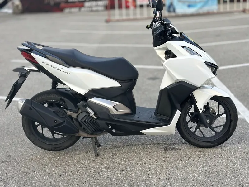Honda Click 160 Keyless